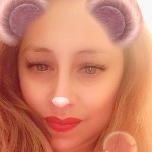 Meet your Posher, Lynda